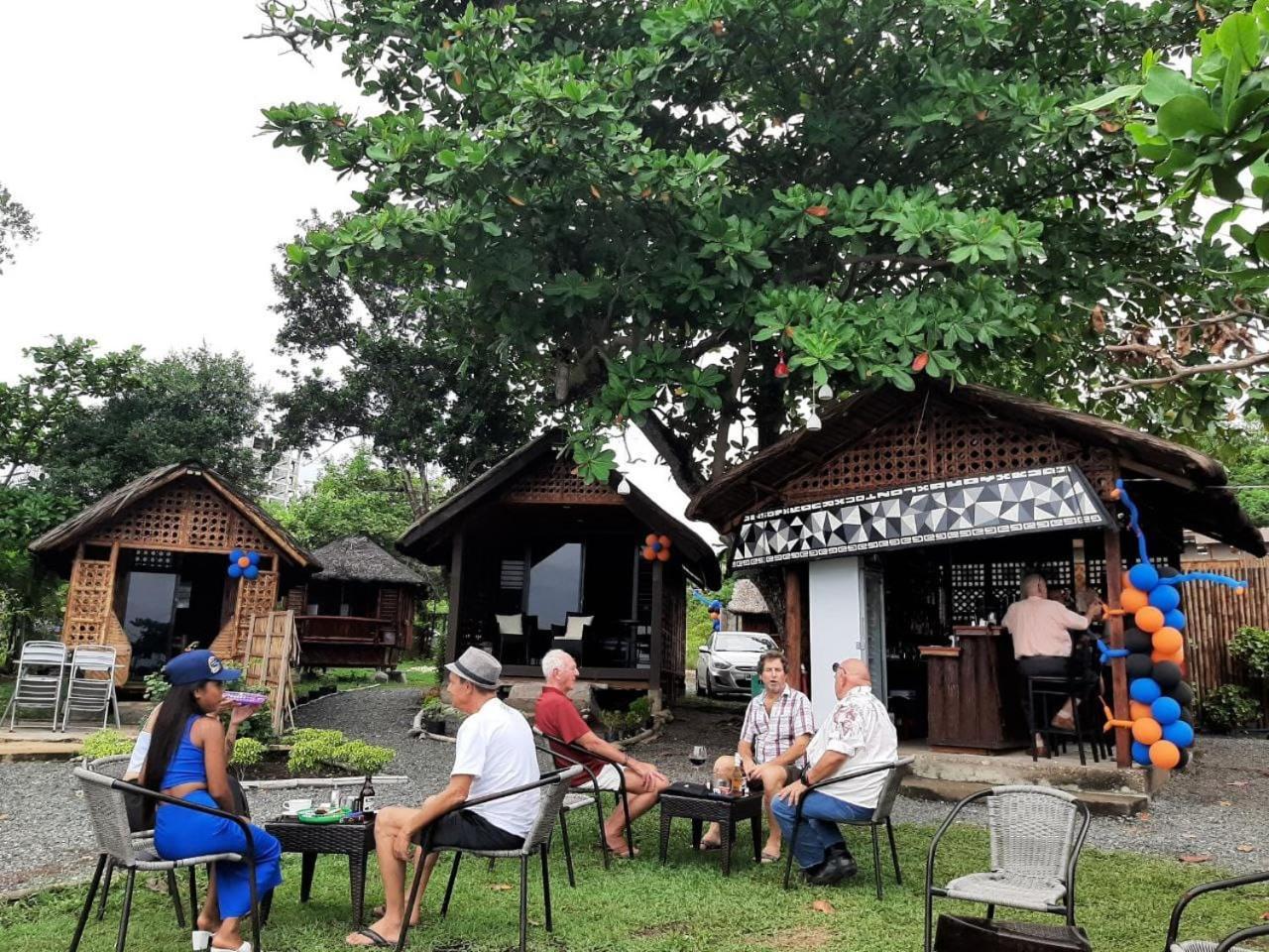 Jush Native And Glamping Hotel Dauis Bagian luar foto