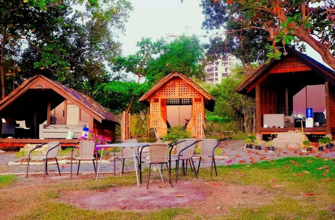 Jush Native And Glamping Hotel Dauis Bagian luar foto