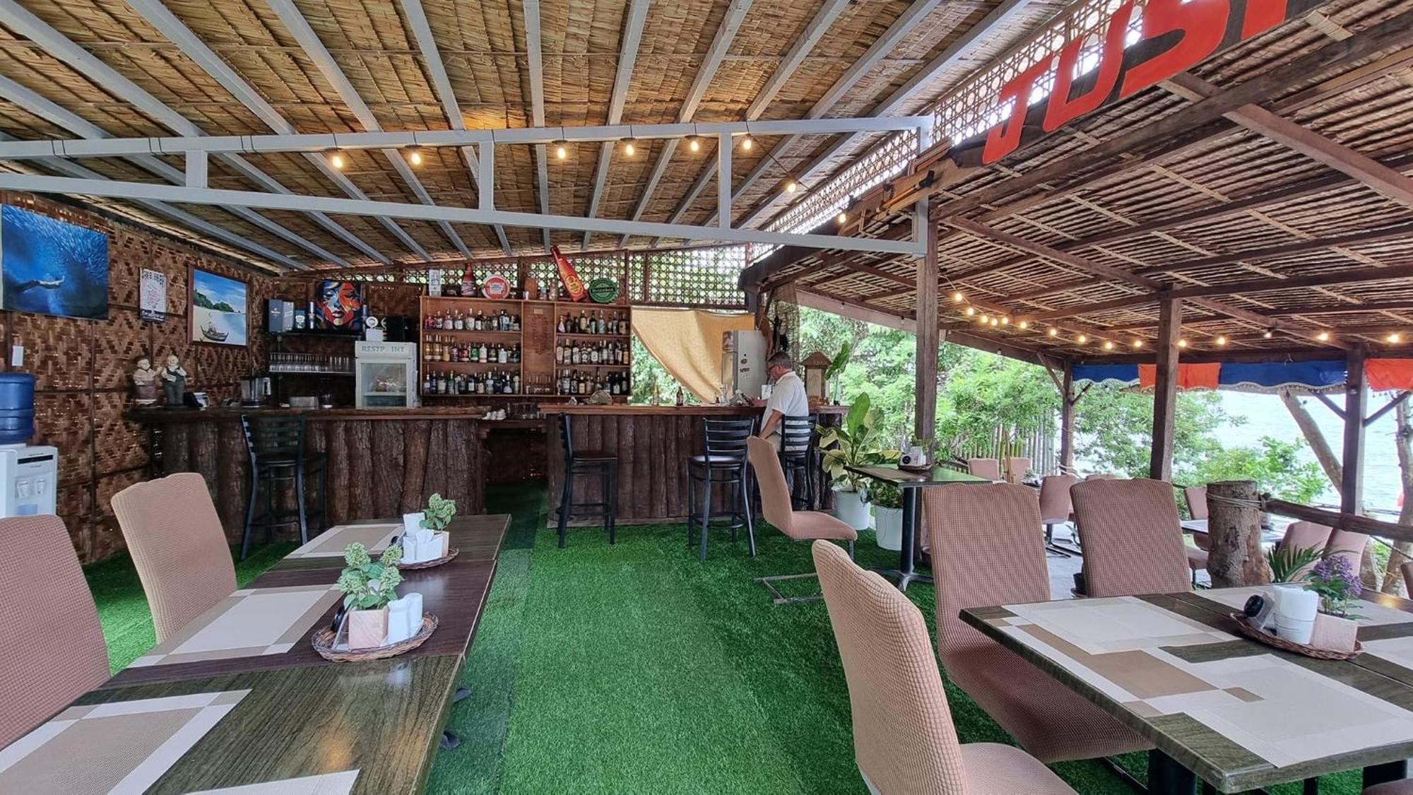 Jush Native And Glamping Hotel Dauis Bagian luar foto