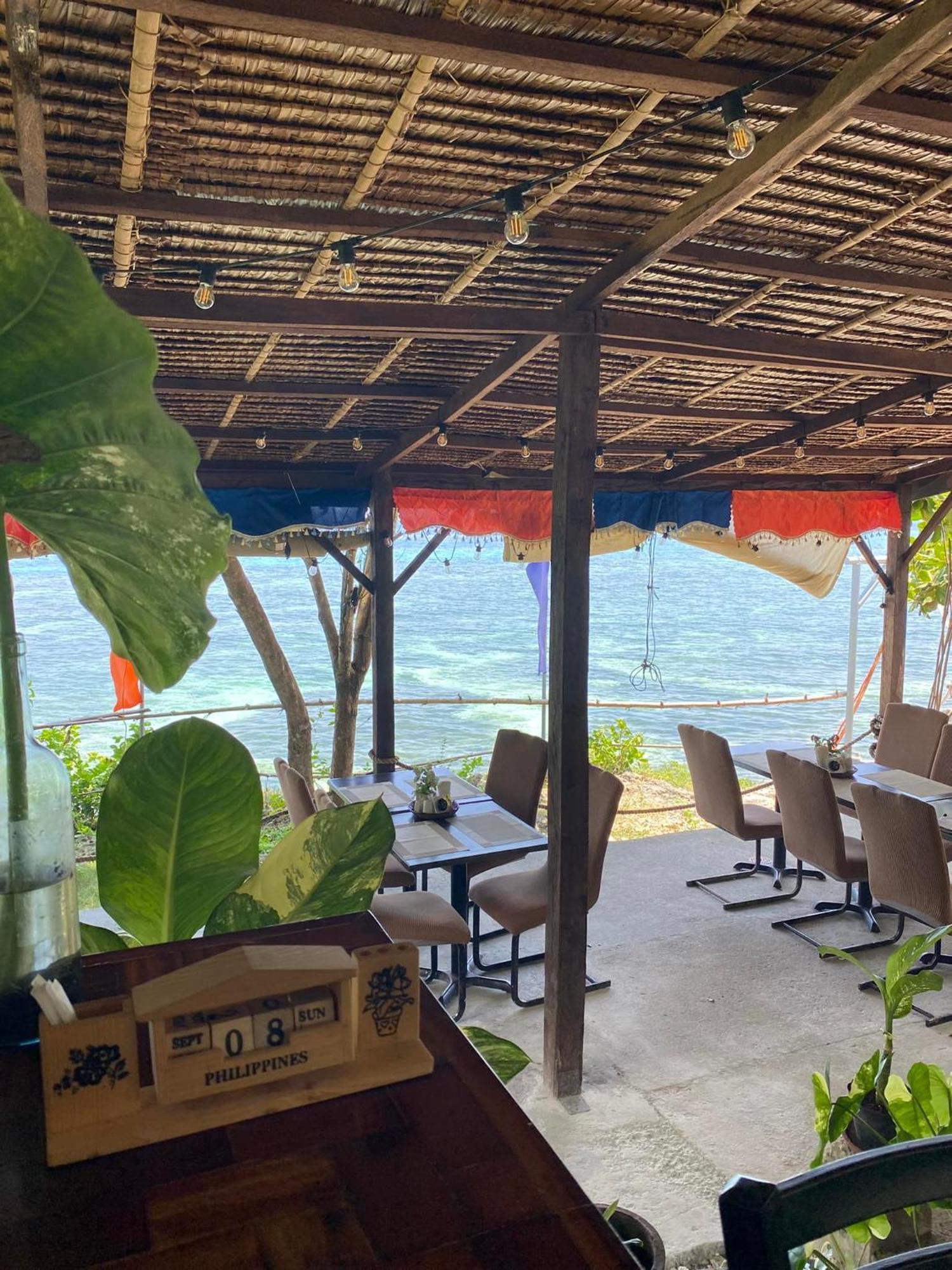 Jush Native And Glamping Hotel Dauis Bagian luar foto