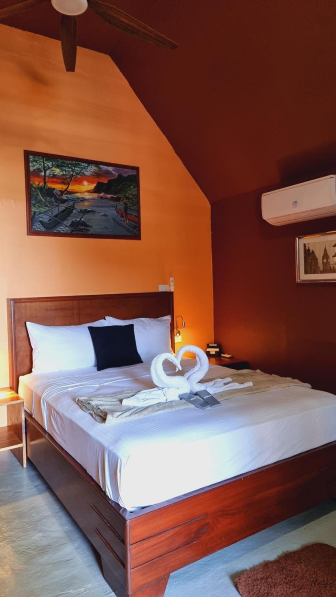 Jush Native And Glamping Hotel Dauis Bagian luar foto