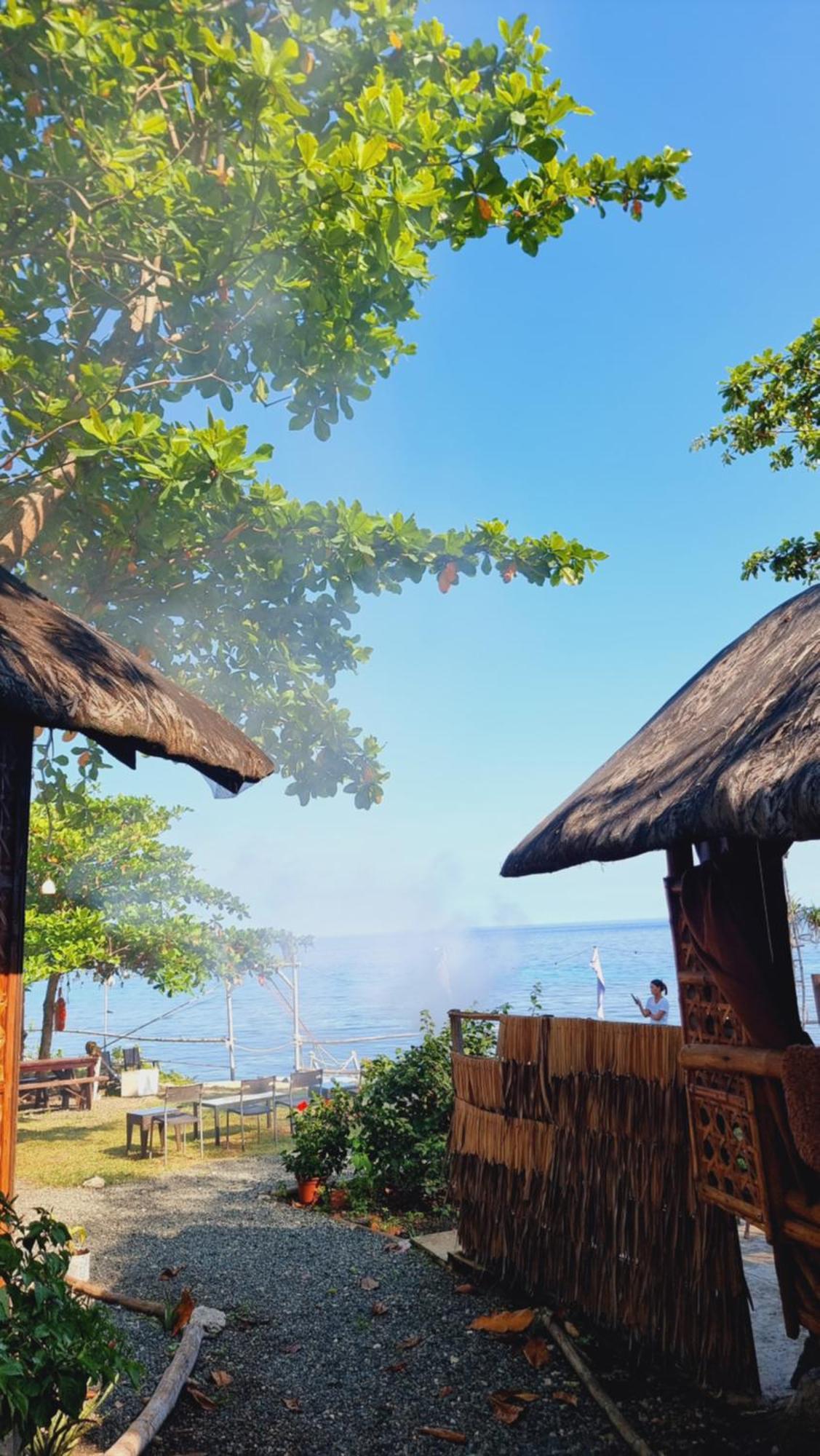 Jush Native And Glamping Hotel Dauis Bagian luar foto