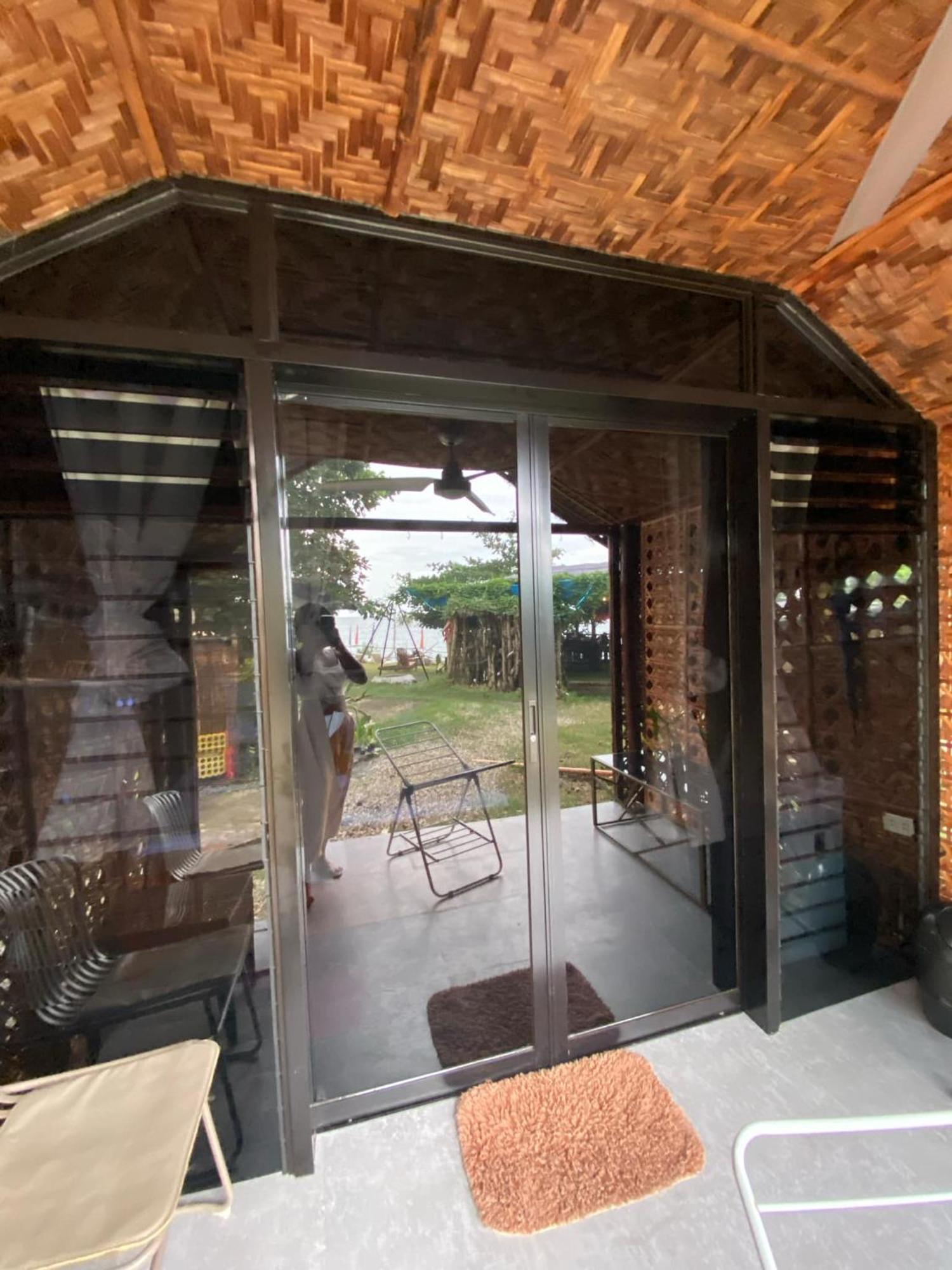 Jush Native And Glamping Hotel Dauis Bagian luar foto
